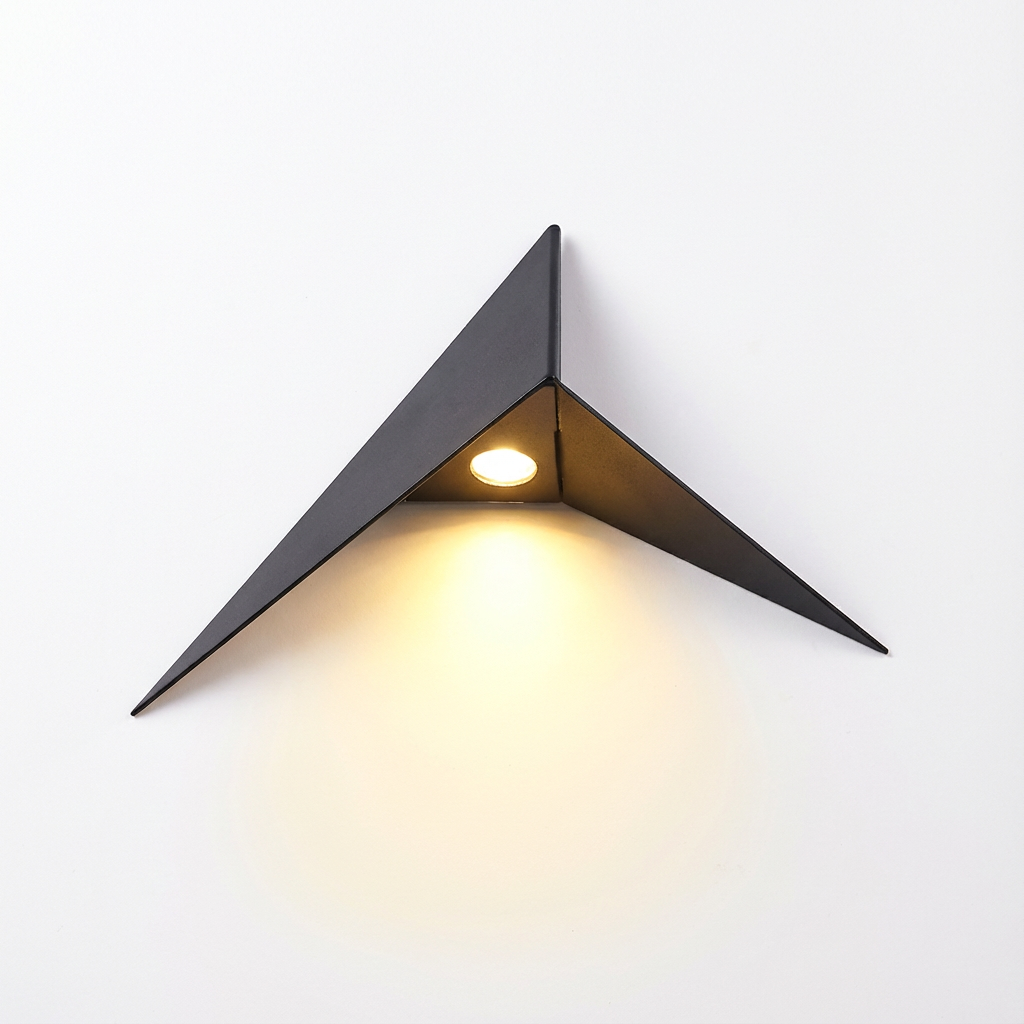 Arandela Prisma — Luz Indireta Up &amp; Down em Metal