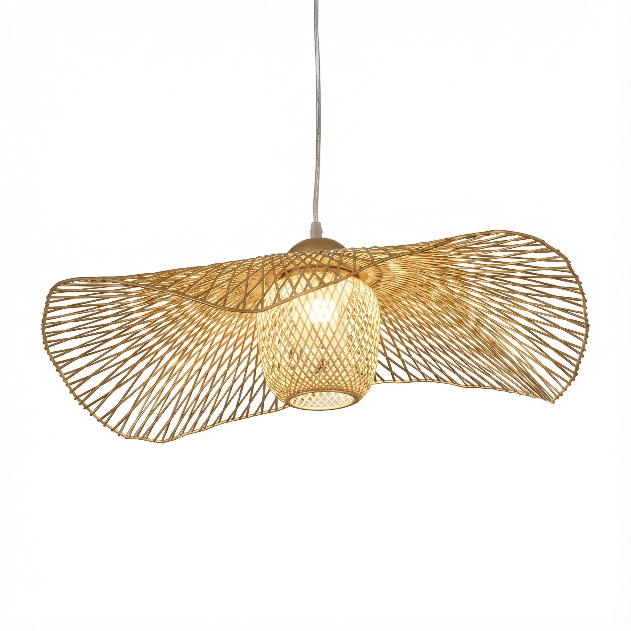 Plafon Bambu Wave — luz orgânica com desenho de sombras